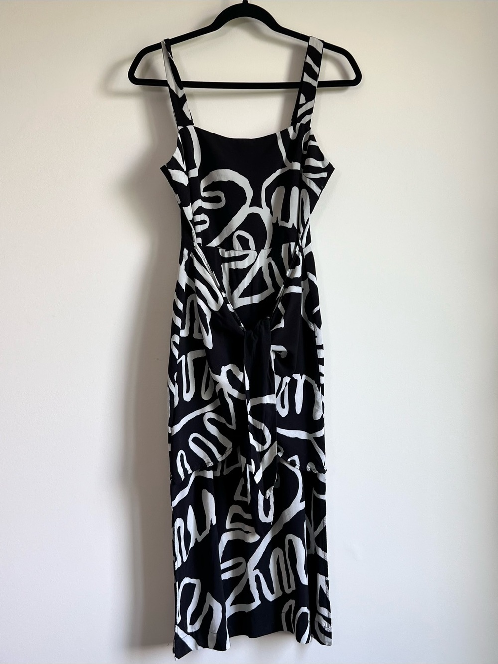 FARM Rio Black & White Abstract Maxi Dress